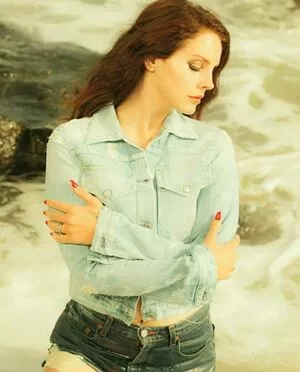 Lana Del Rey / lanadelrey / lanaraybabyx nude photo #0072