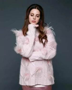 Lana Del Rey / lanadelrey / lanaraybabyx nude photo #0079