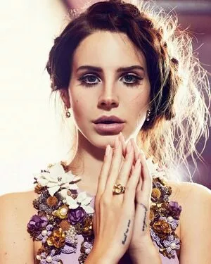 Lana Del Rey / lanadelrey / lanaraybabyx nude photo #0092