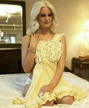 Lana Del Rey / lanadelrey / lanaraybabyx nude photo #0102