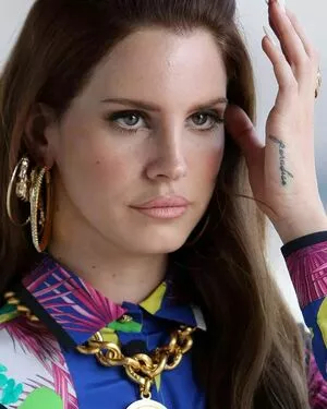 Lana Del Rey / lanadelrey / lanaraybabyx nude photo #0103