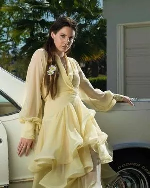 Lana Del Rey / lanadelrey / lanaraybabyx nude photo #0208