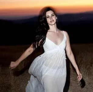 Lana Del Rey / lanadelrey / lanaraybabyx nude photo #0235