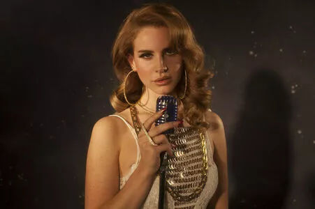 Lana Del Rey / lanadelrey / lanaraybabyx nude photo #0300