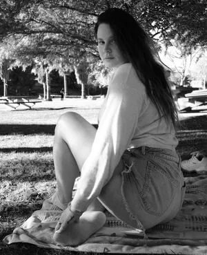 Lana Del Rey / lanadelrey / lanaraybabyx nude photo #0446