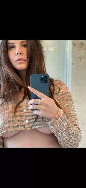 Lana Del Rey / lanadelrey / lanaraybabyx nude photo #0516