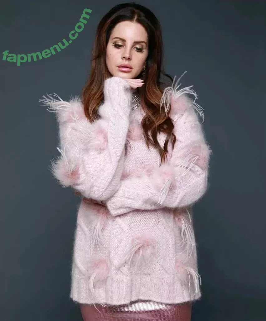 Lana Del Rey nude photo #0079 (lanadelreypictures / lanaraybabyx)