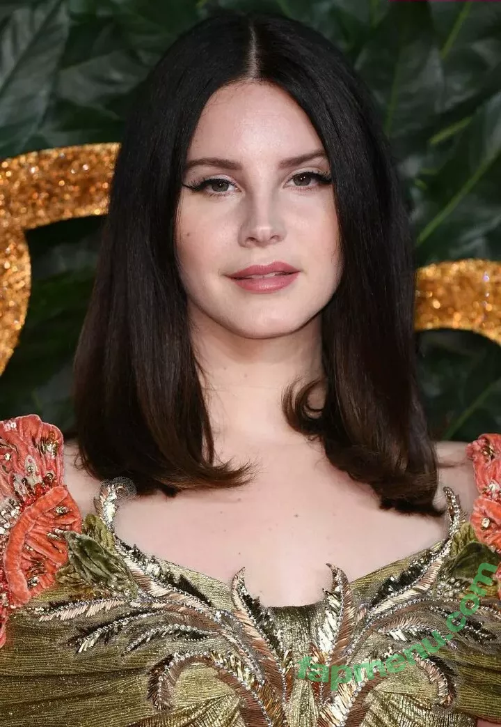 Lana Del Rey nude photo #0149 (lanadelrey / lanaraybabyx)