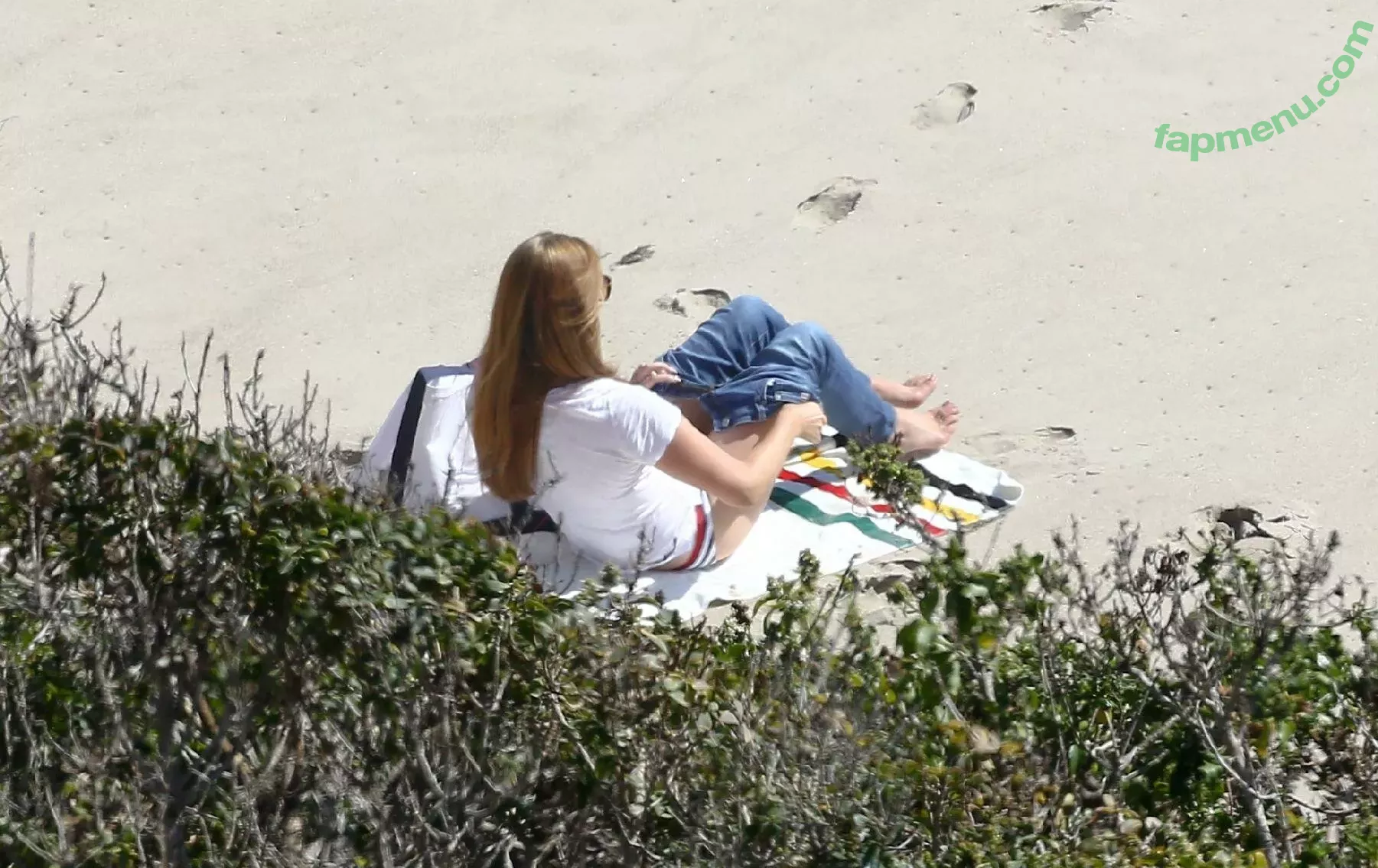 Lana Del Rey nude photo #0340 (lanadelrey / lanaraybabyx)