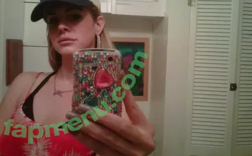 Lana Del Rey nude photo #0378 (lanadelrey / lanaraybabyx)