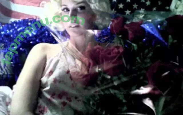 Lana Del Rey nude photo #0386 (lanadelrey / lanaraybabyx)