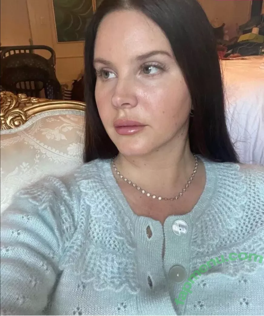 Lana Del Rey nude photo #0395 (lanadelrey / lanaraybabyx)
