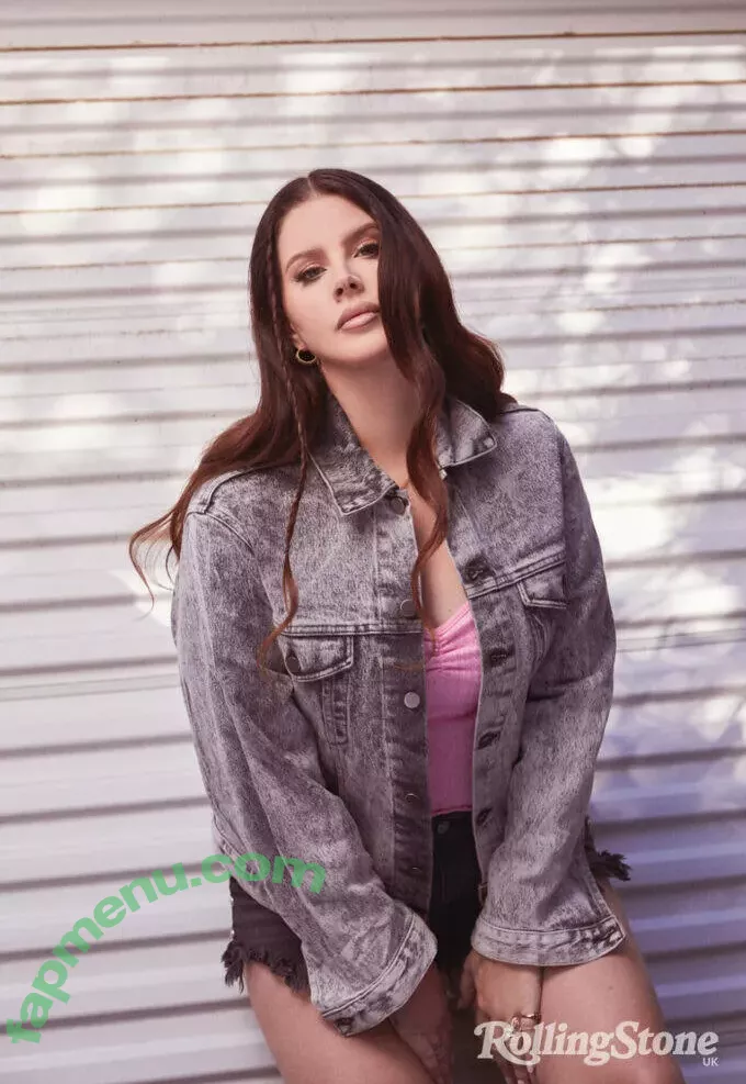 Lana Del Rey nude photo #0442 (lanadelrey / lanaraybabyx)