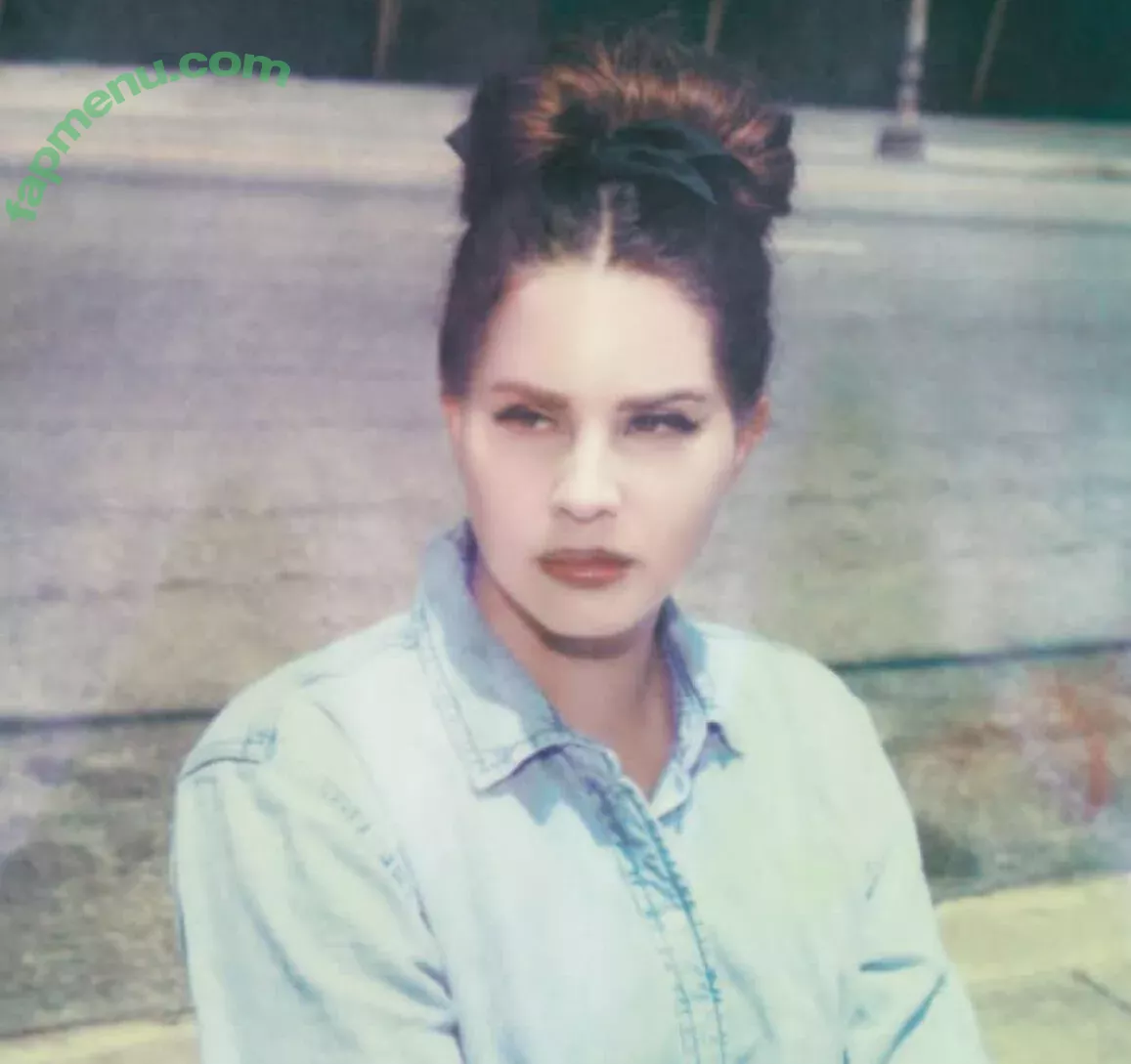 Lana Del Rey nude photo #0474 (lanadelrey / lanaraybabyx)