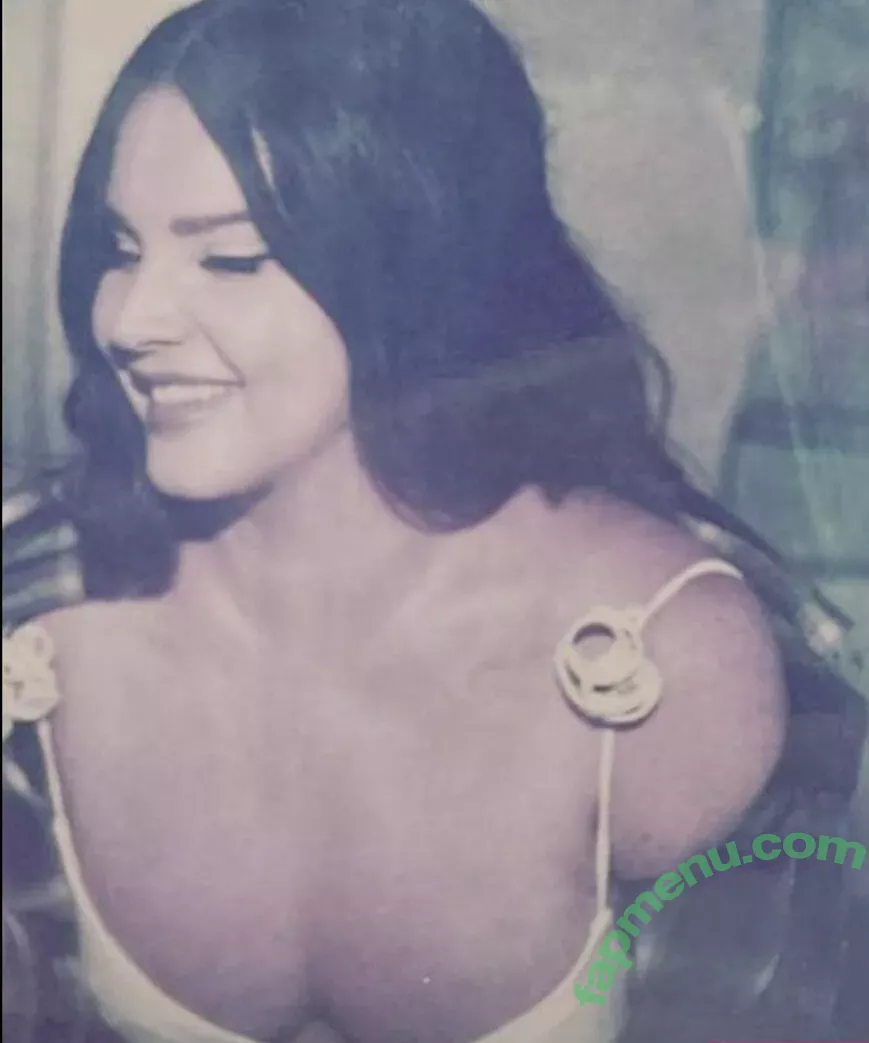 Lana Del Rey nude photo #0477 (lanadelrey / lanaraybabyx)