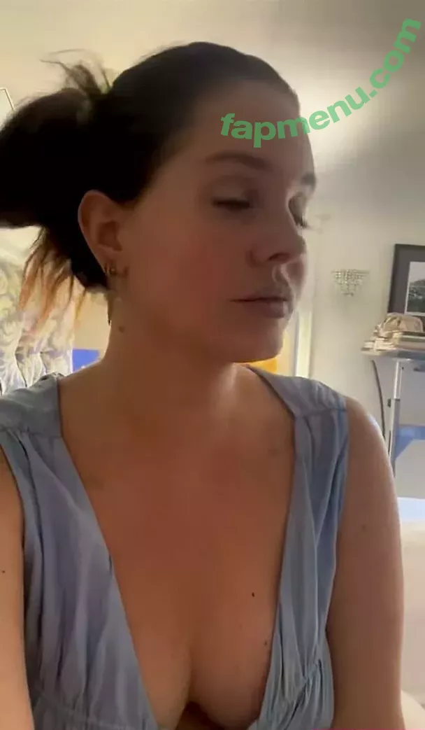 Lana Del Rey nude photo #0482 (lanadelreypictures / lanaraybabyx)