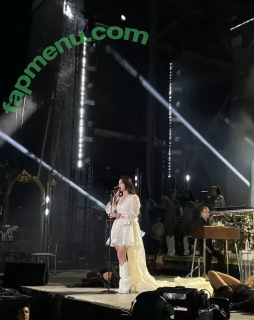 Lana Del Rey nude photo #0526 (lanadelrey / lanaraybabyx)