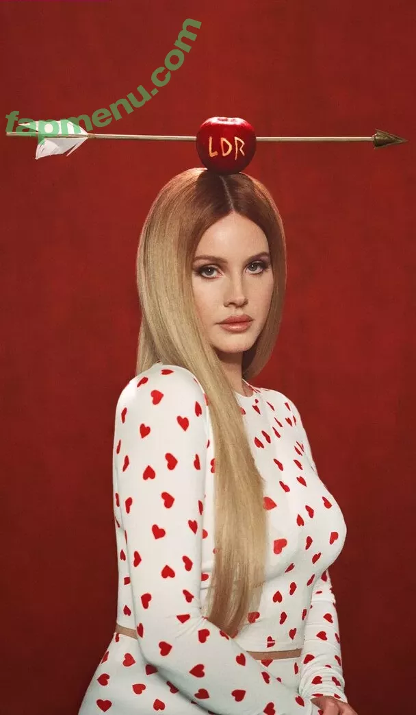 Lana Del Rey nude photo #0618 (lanadelrey / lanaraybabyx)