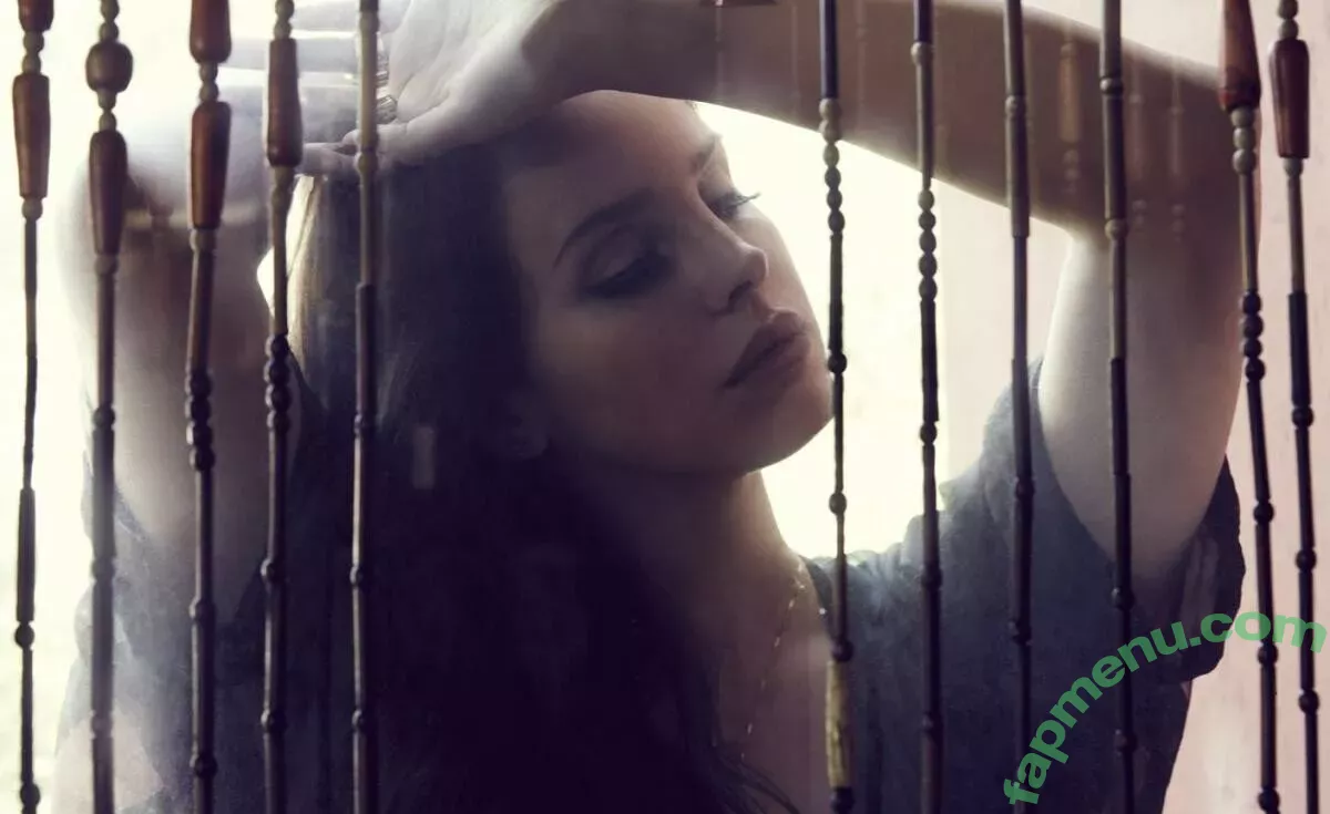 Lana Del Rey nude photo #0696 (lanadelreypictures / lanaraybabyx)