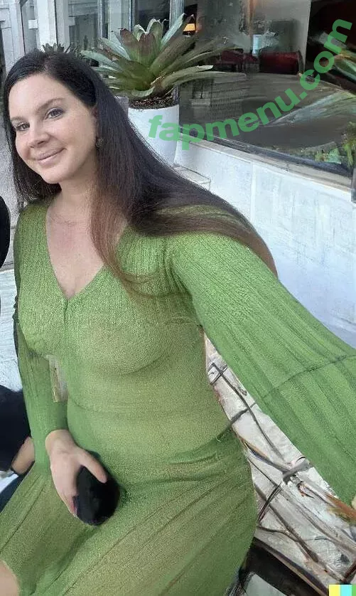 Lana Del Rey nude photo #0859 (lanadelreypictures / lanaraybabyx)