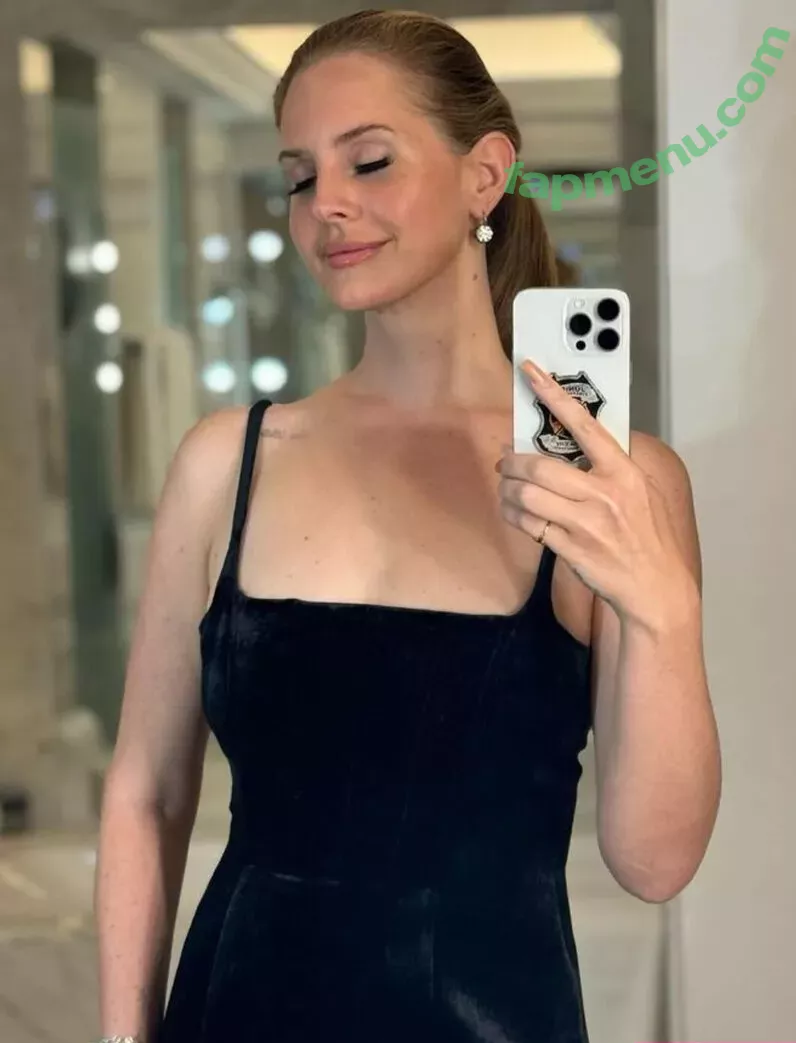 Lana Del Rey nude photo #0900 (lanadelreypictures / lanaraybabyx)