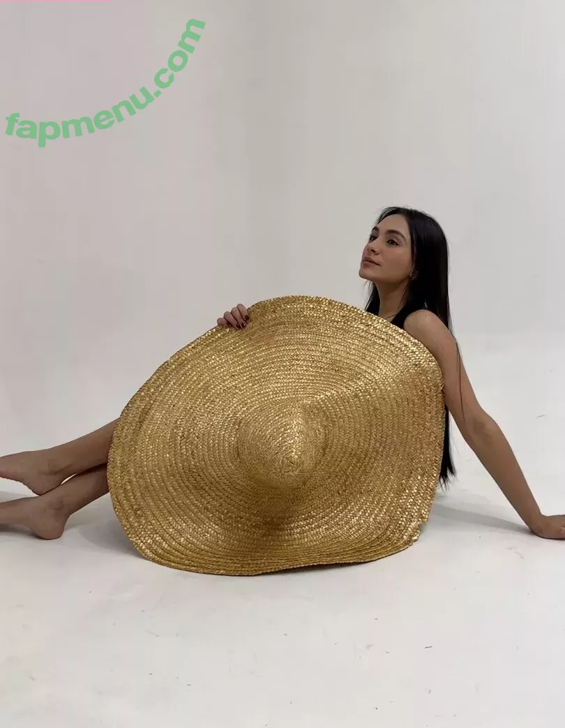 Lana_Kane nude photo #0051 (Halfbredxbarbie / Nofacechicagogirl / lanakanexxx / laura__es__)