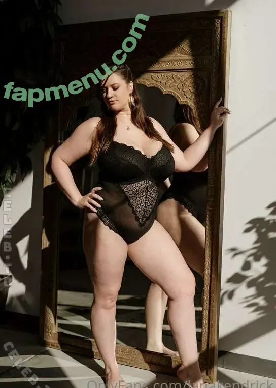 Lana Kendrick nude photo #2544 (The.reallanakendrick / kendrick_lana / lanakendrick)