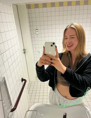 lana.koch / lanakoch_ nude photo #0029