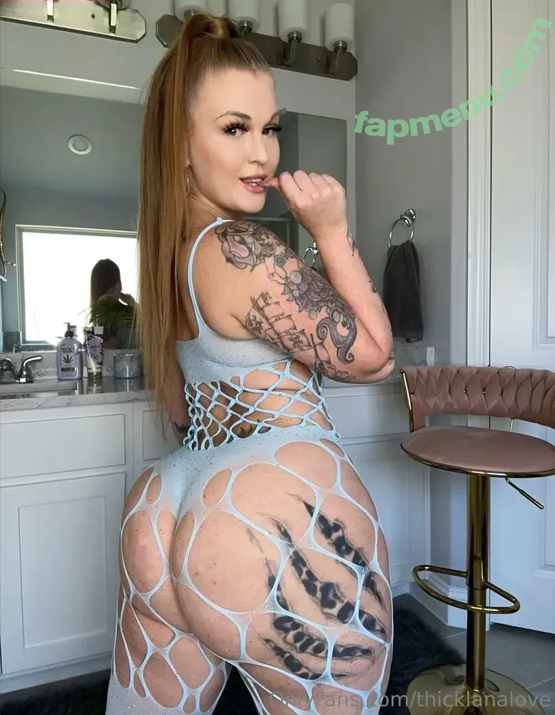 Lana Love nude photo #0054 (iwantlanalove / lanalovemusic / thicklanalove)