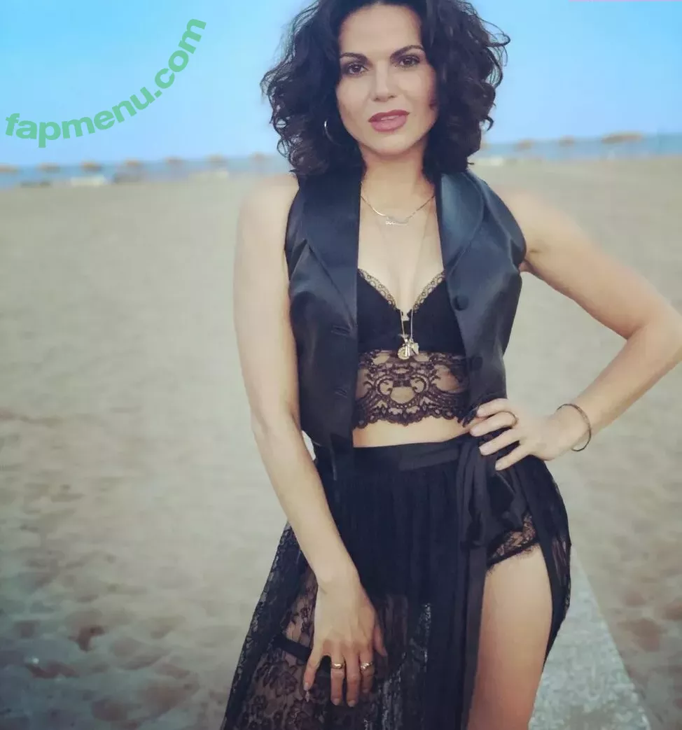 Lana Parilla nude photo #0003 (lanaparrilla)