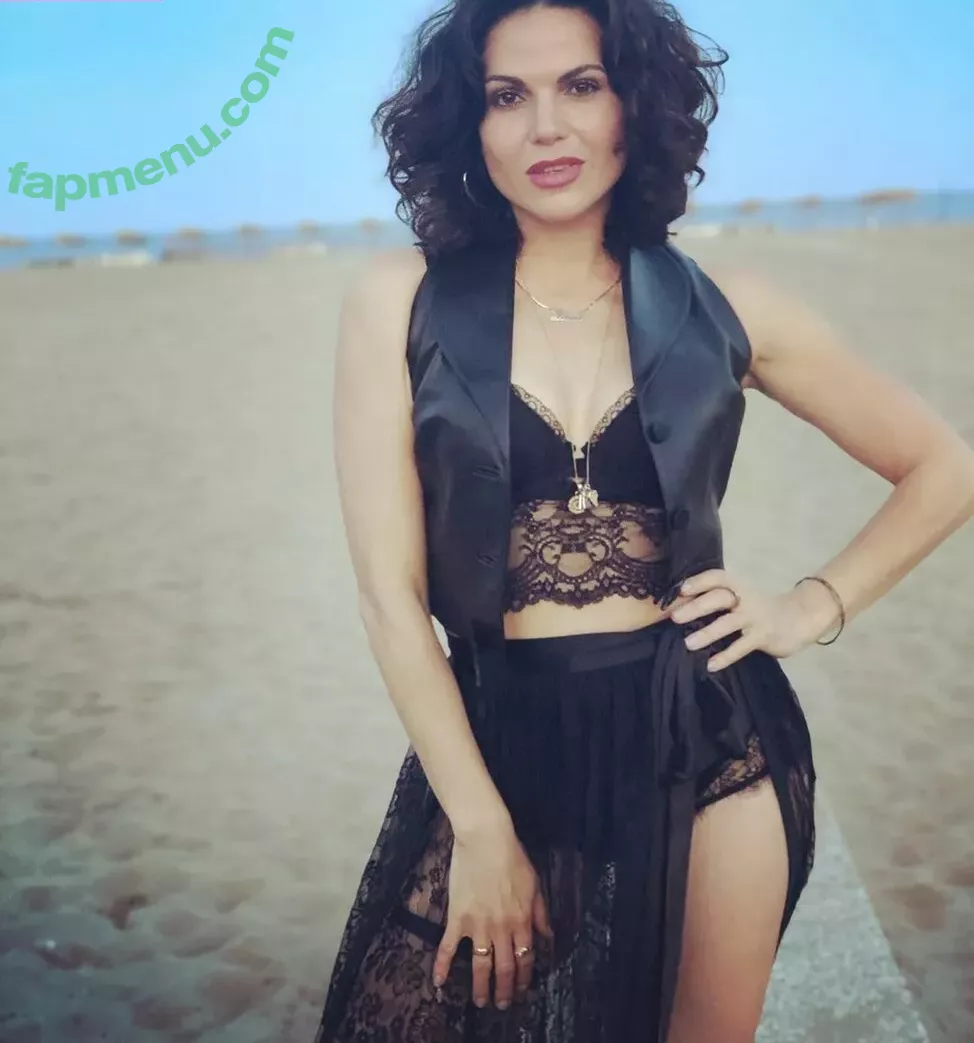 Lana Parrilla nude photo #0006 (camilaparrilla / lanaparrilla)