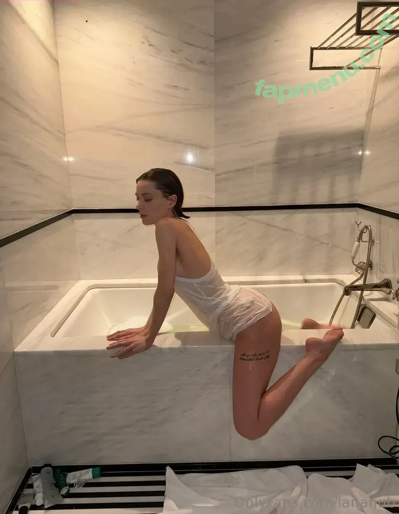 Lana Rhoades nude photo #0002 (lanarhoades / lanarhoadesx3)