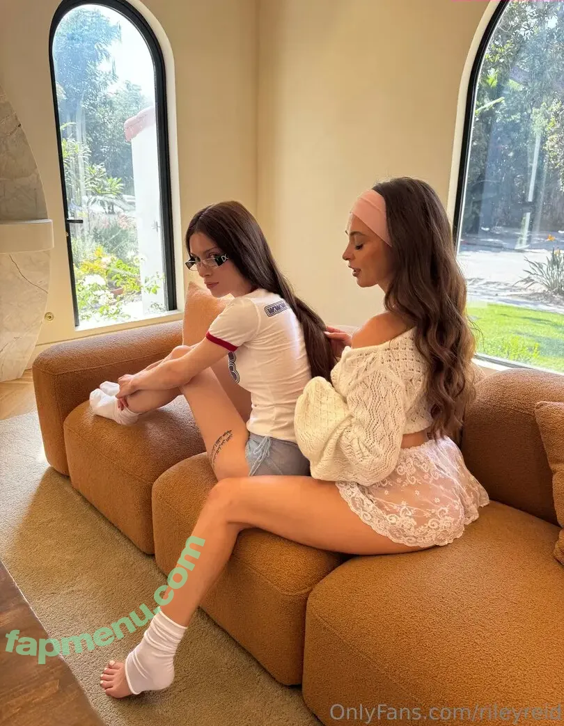 Lana Rhoades nude photo #0149 (lanarhoades / lanarhoadesx3 / subscribe2lana)