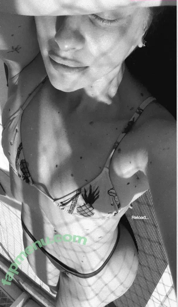 Lana Rhodes nude photo #0048 (lana_rhodes / lanarhoades)