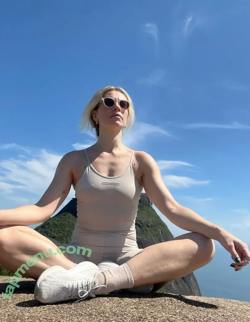 Lana Rhodes nude photo #0054 (lana_rhodes / lanarhoades)