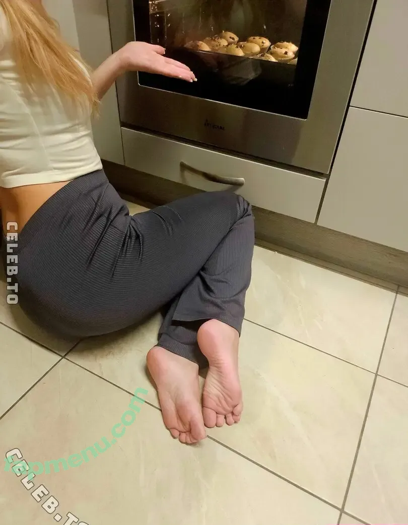 lana_von_winter nude photo #0158 (Lana.von.Winter)