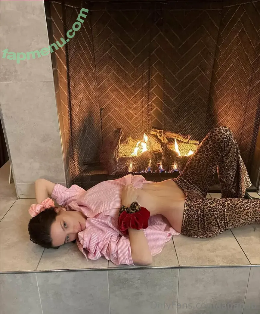 lanahub nude photo #0024 (lanahub__)