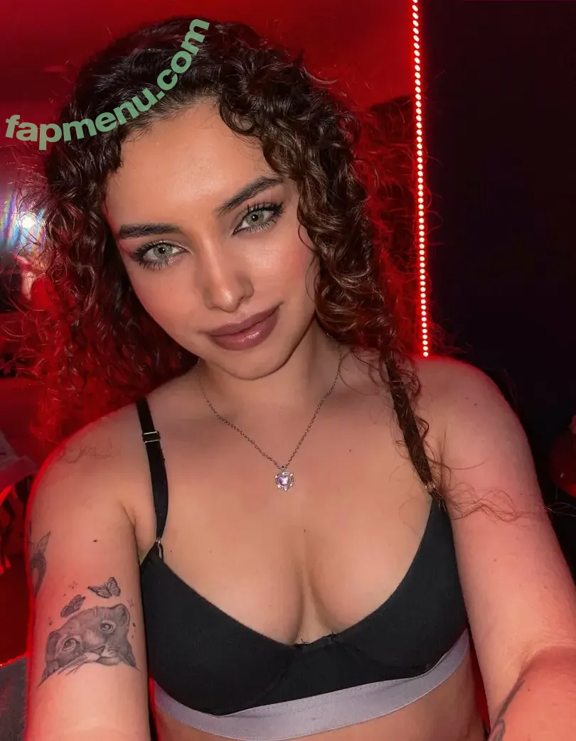 lanareidkhalifa nude photo #0054 (lanareidkhalifa)