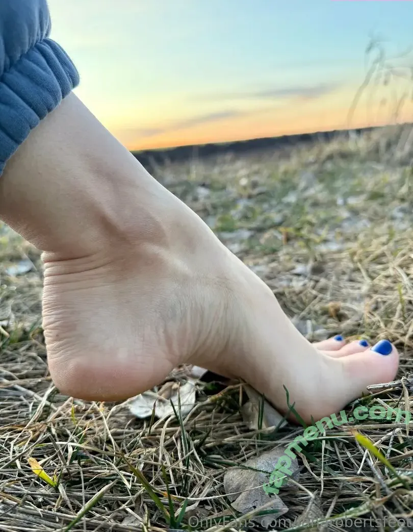 lanarobertsfeet nude photo #0014 (lanaxroberts)