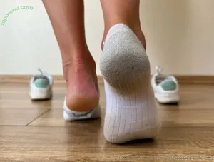 lanarobertsfeets / lanaxroberts nude photo #0001