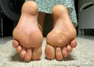 lanarobertsfeets / lanaxroberts nude photo #0019