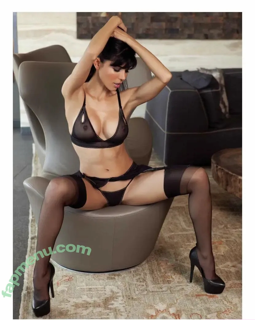 Landy Candelario nude photo #0002 (Landy Candelario)