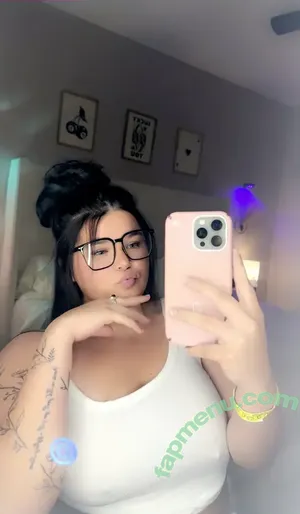 laneyfox / laneyelizabethh_ nude photo #0009