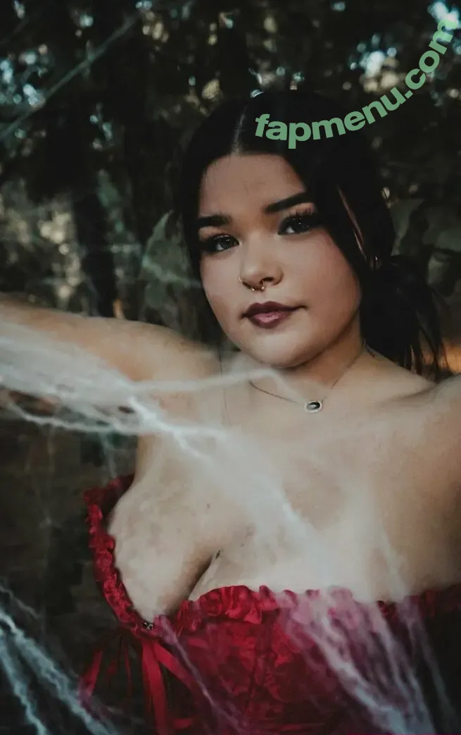 laneyfox nude photo #0037 (laneyelizabethh_)