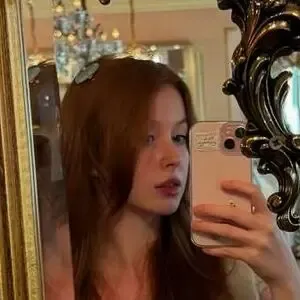 Langleypie nude photo #0008