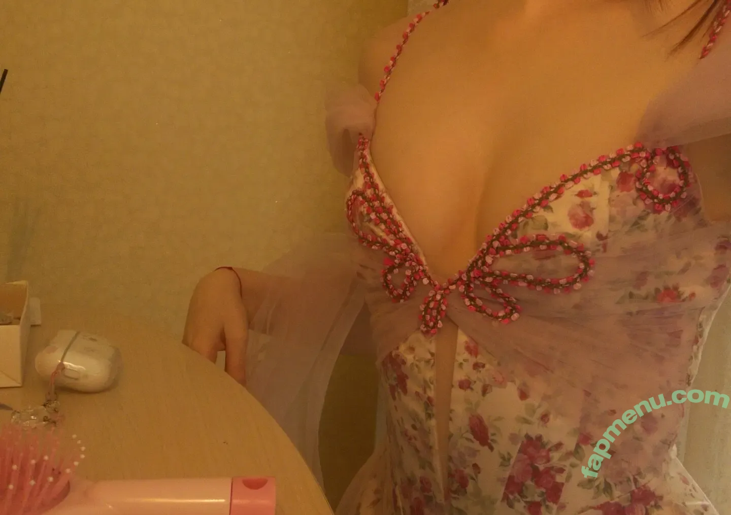 Langleypie nude photo #0001 (Langleypie)