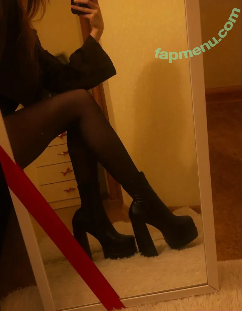 Langleypie nude photo #0013 (Langleypie)