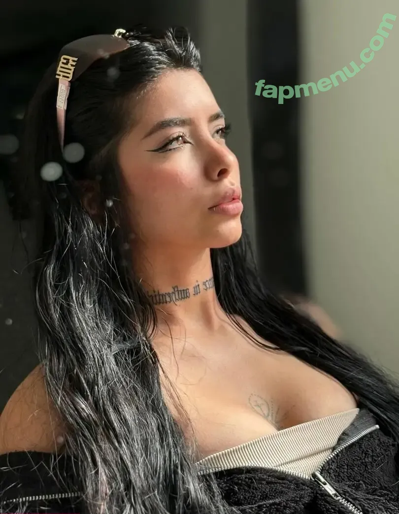 lapelinegra1 nude photo #0025 (la.pelinegra)