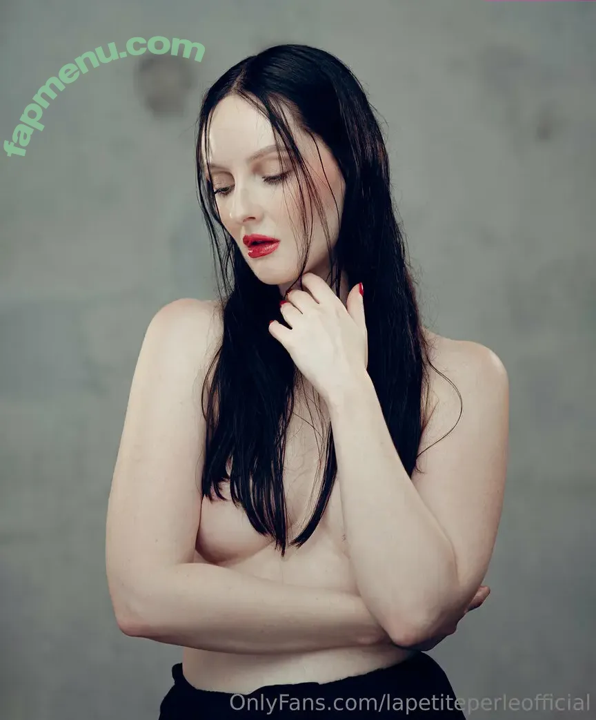 lapetiteperleofficial nude photo #0006 (lapetiteperleofficial)