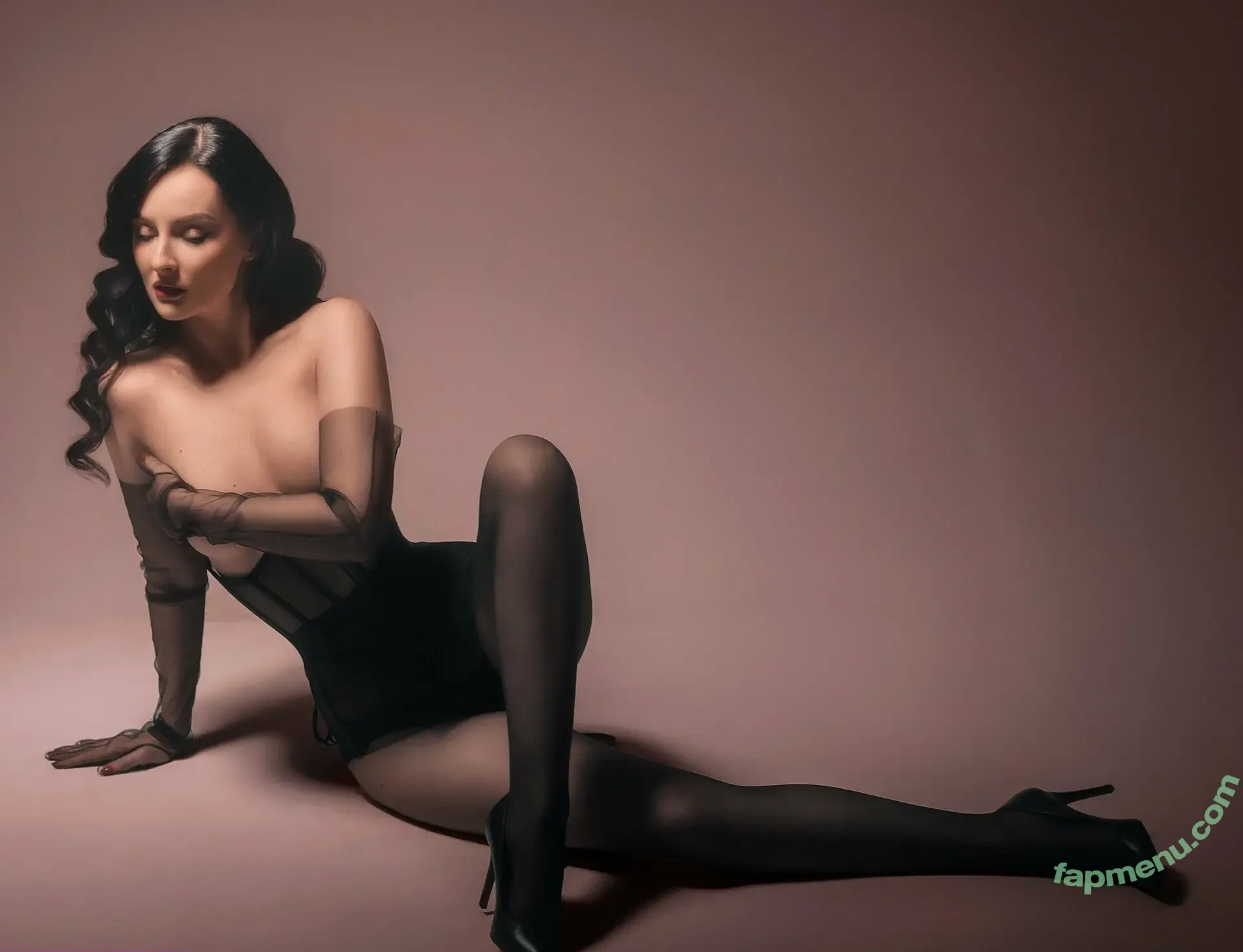lapetiteperleofficial nude photo #0022 (lapetiteperleofficial)
